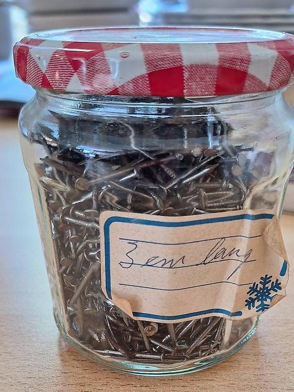 Tutti gli attrezzi: Nägel 30 cm lang – Usato da Biberist (SO) Biberist venduto da rit_dv2q