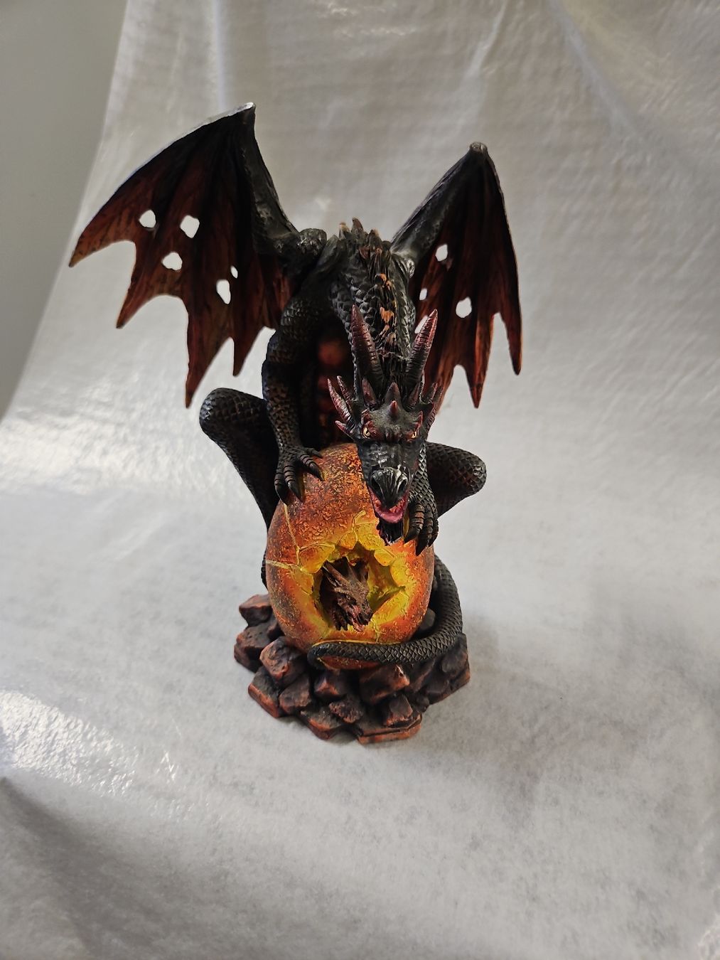 Statuette: Drachen mit Lava Ei 28cm – Nuovo (secondo la descrizione) da Dielsdorf venduto da Kenan997
