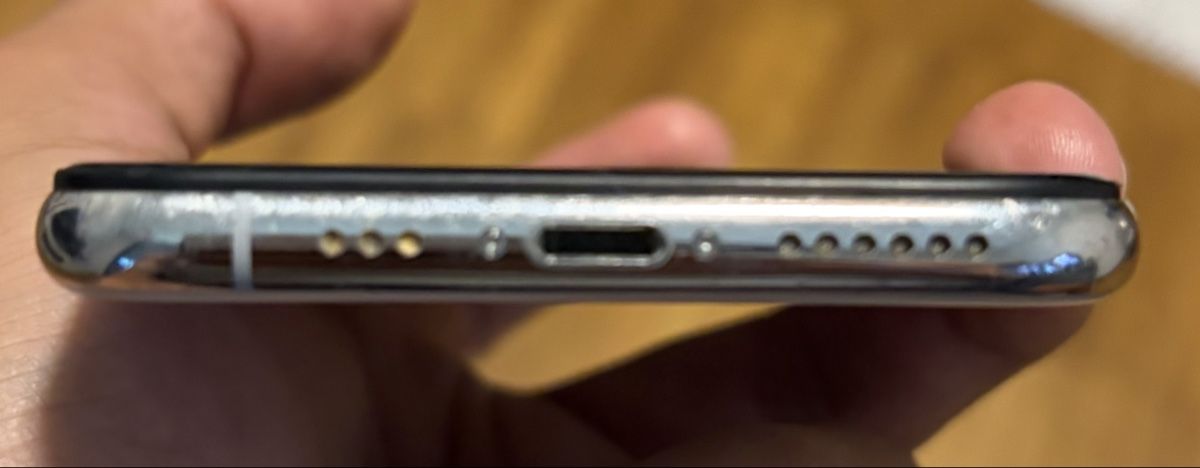 Apple Telefoni cellulari / Smartphones: iPhone X Silber guter Zustand – Usato da Bern venduto da Diego-maradona 1