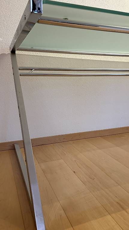 Tavoli: Büro Glastisch – Usato da Winterthur venduto da Lucoelen 3