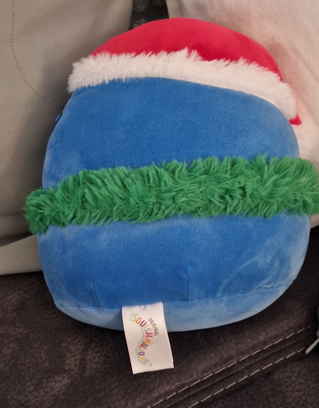 Squishmallows Giocattoli: Squishmallow Pinguin Weihnachten  – Usato da Schalunen venduto da Frost8 1