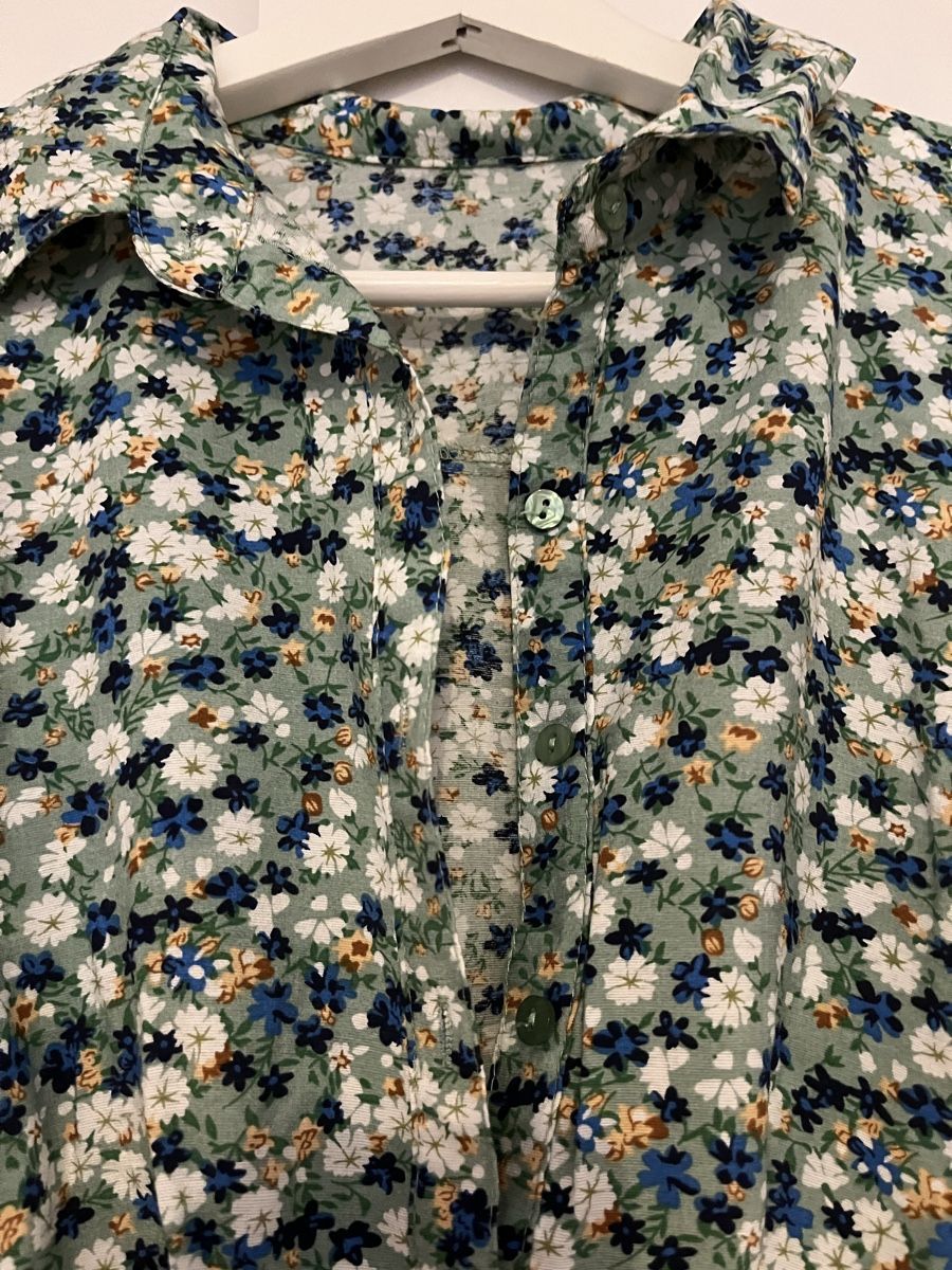 Robes: geblümtes Kleid  – Neuf (Voir description) à Glis par jos_hj8q 1