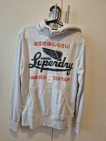 Gratis Versand Superdry Pullover grau meliert Grösse M