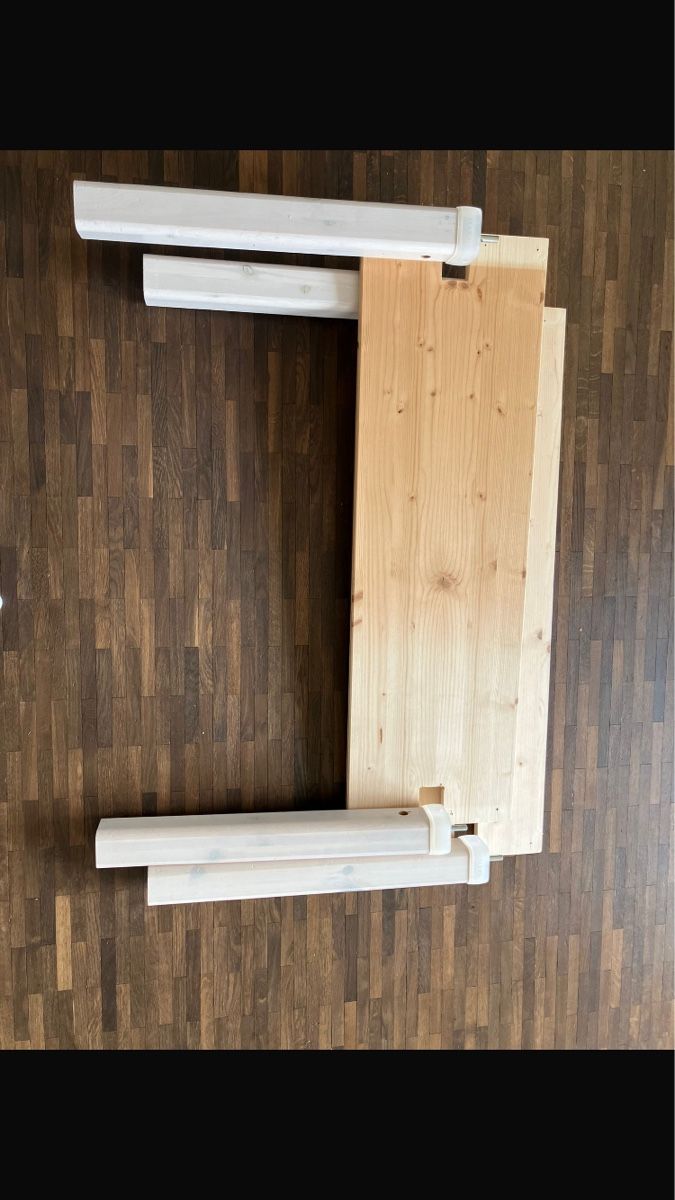 Lits: Flexabett mit versch. Pfosten und Leiter – D'occasion à Heerbrugg par Logock 2