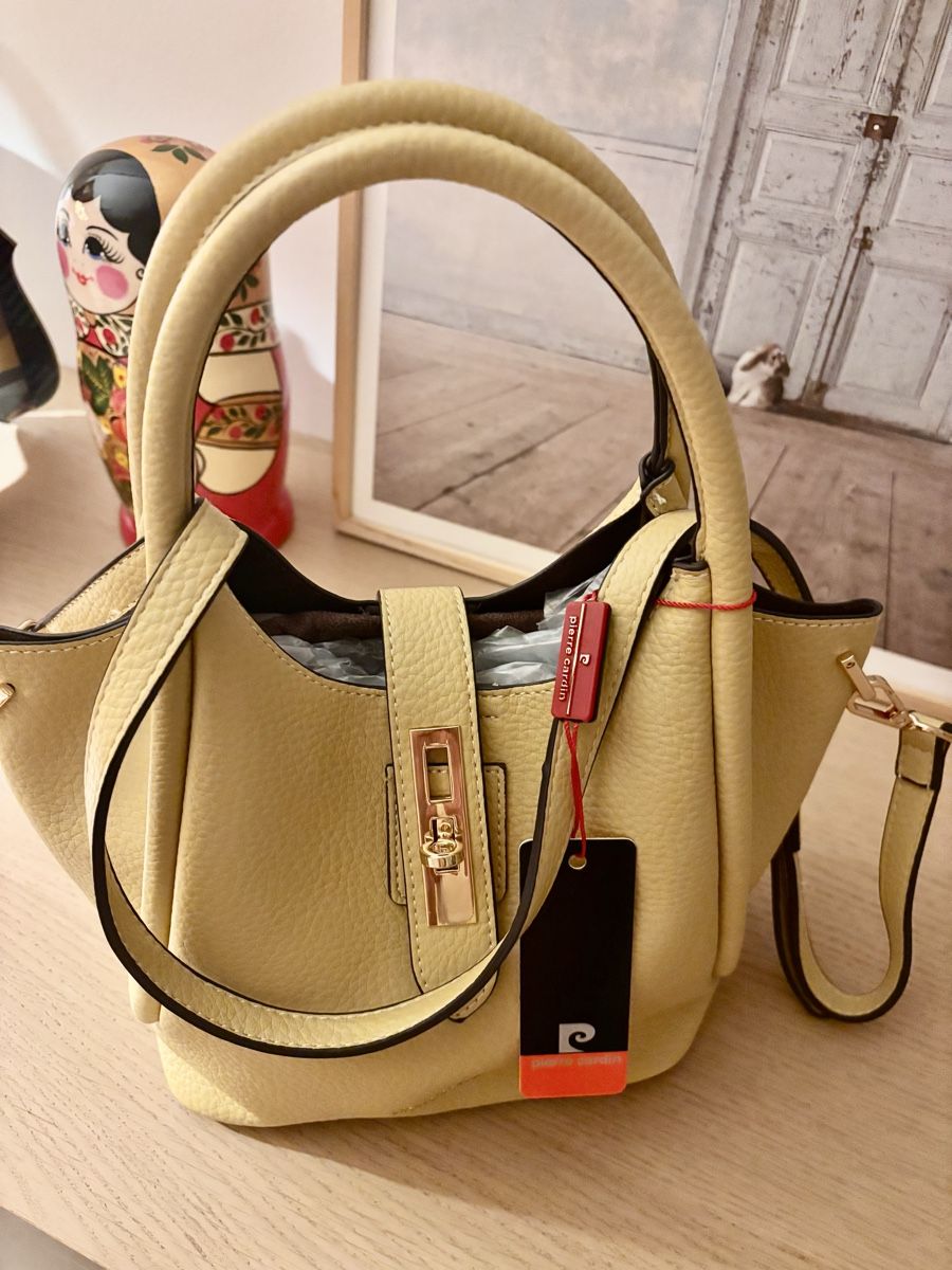 Pierre Cardin Taschen für Damen: Pierre Cardin yellow shoulder bag – Neu und originalverpackt aus Zürich von Sonikasantos 1