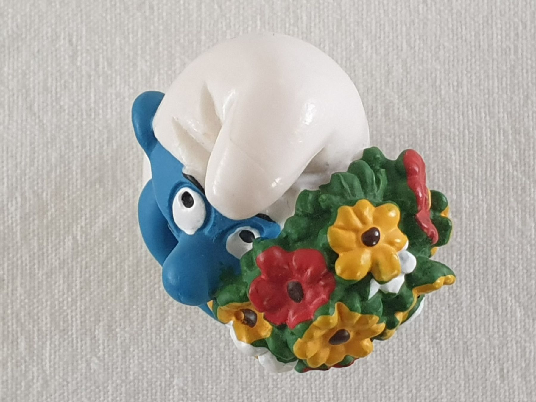 Schleich Statuette: Schlumpf mit Blumenstrauss – Usato da Mörschwil venduto da spirspi 6