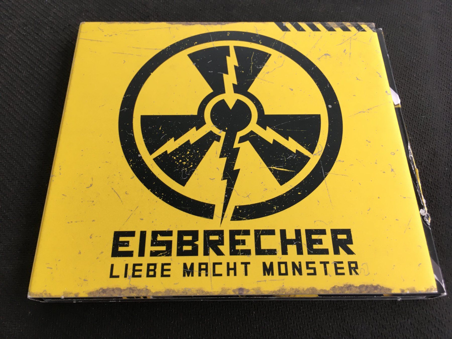 CD: Eisbrecher - Liebe Macht Monster -CD- – Usato da St.Gallen venduto da MedienJoe