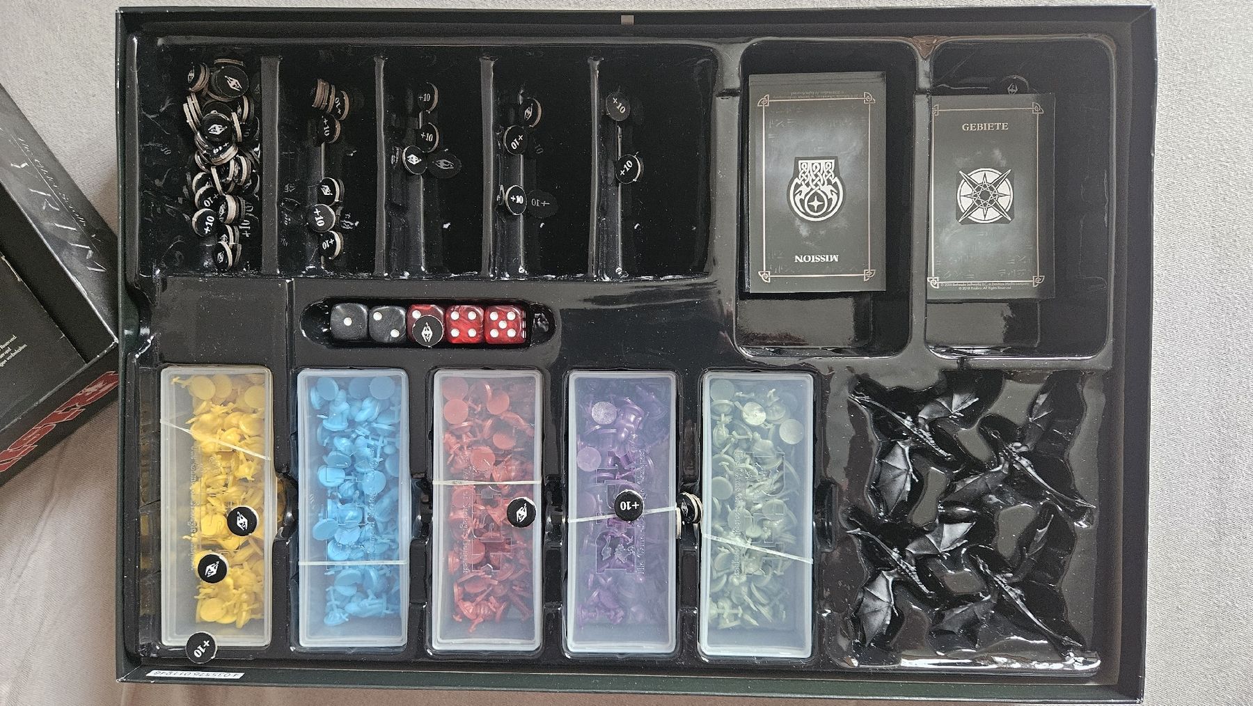 Hasbro Giochi: Risiko "Skyrim", limitierte Erstauflage – Nuovo (secondo la descrizione) da Aarau venduto da hei_hbf8 3