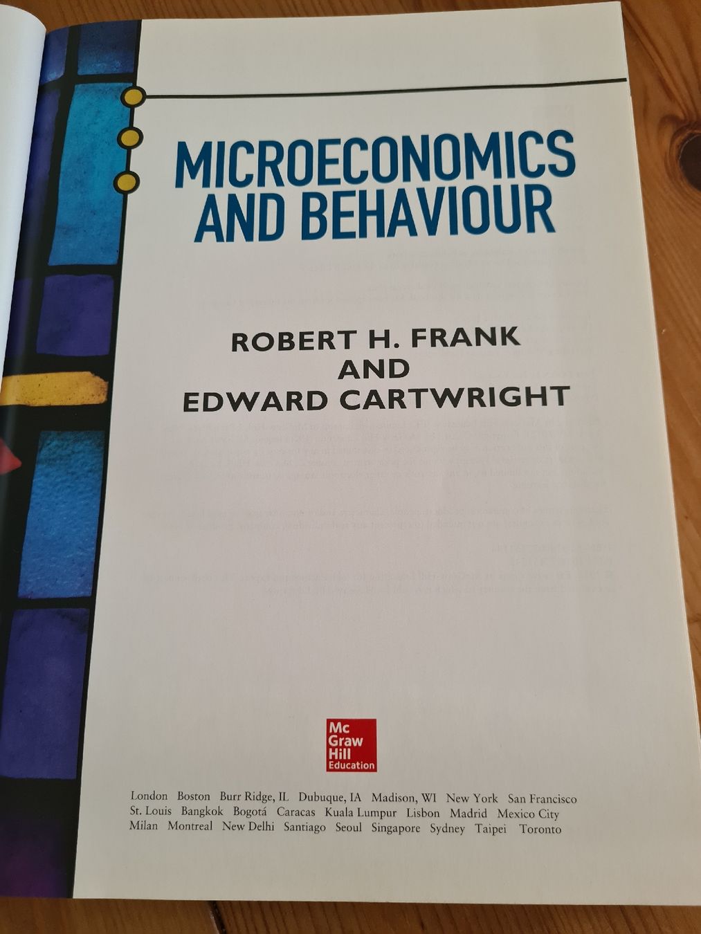 Livres: Microeconomics and Behaviour – D'occasion à Horw par Mirii91 2