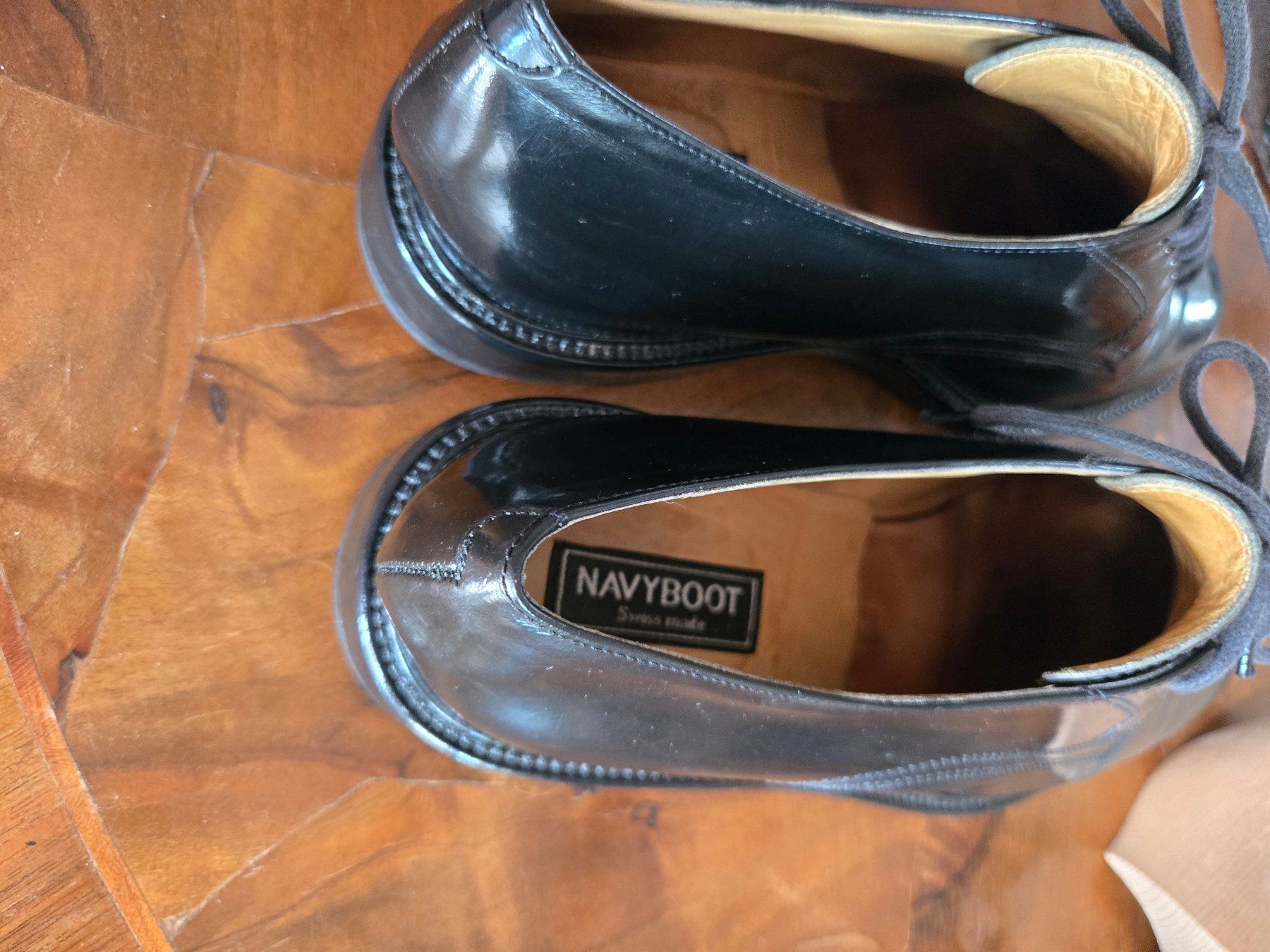 Navyboot Herrenschuhe: Navyboot Herren Schnür-Schuh, Ledersohle, – Gebraucht aus Ascona von Topolinowatch 2
