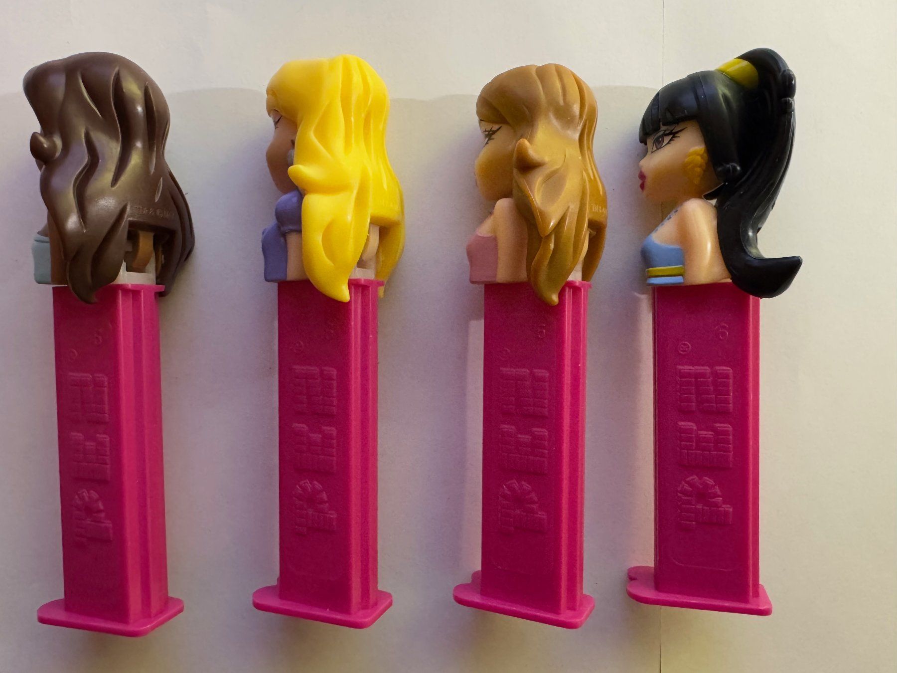 Pez Statuette: 4 seltene BRATZ - Pez Spender ! – Nuovo (secondo la descrizione) da Hedingen venduto da Wowi 1