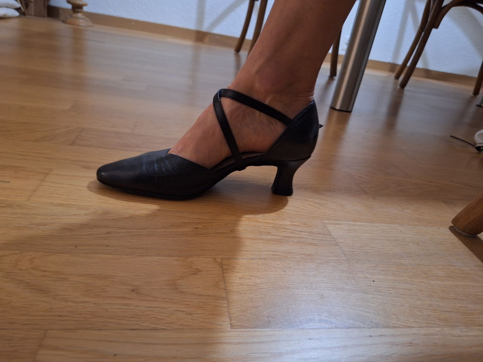 Scarpe da donna: Tanzschuhe Werner Kern, Gr. 3.5 – Usato da Bremgarten b. Bern venduto da tiz_x5xc 1