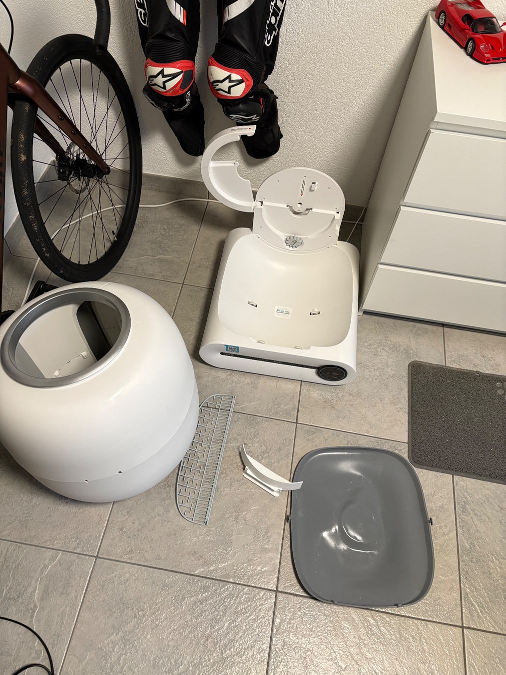 WC: Automatisches Katzenklo – D'occasion à Wohlen AG par dar_6wt9 2