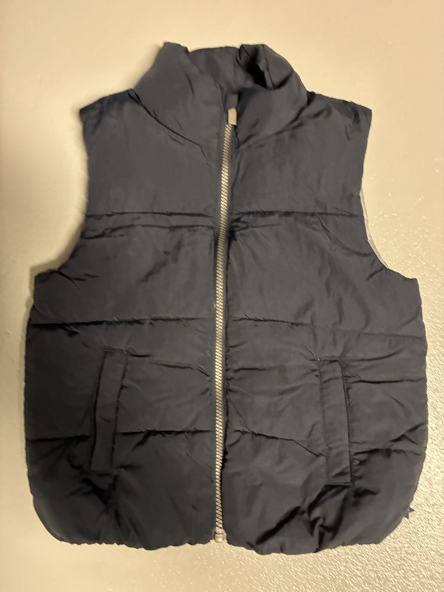 Lotti & Set di vestiti: Kleiderpaket Jungs Basics 122/128 – Usato da Baar venduto da Step_5 1