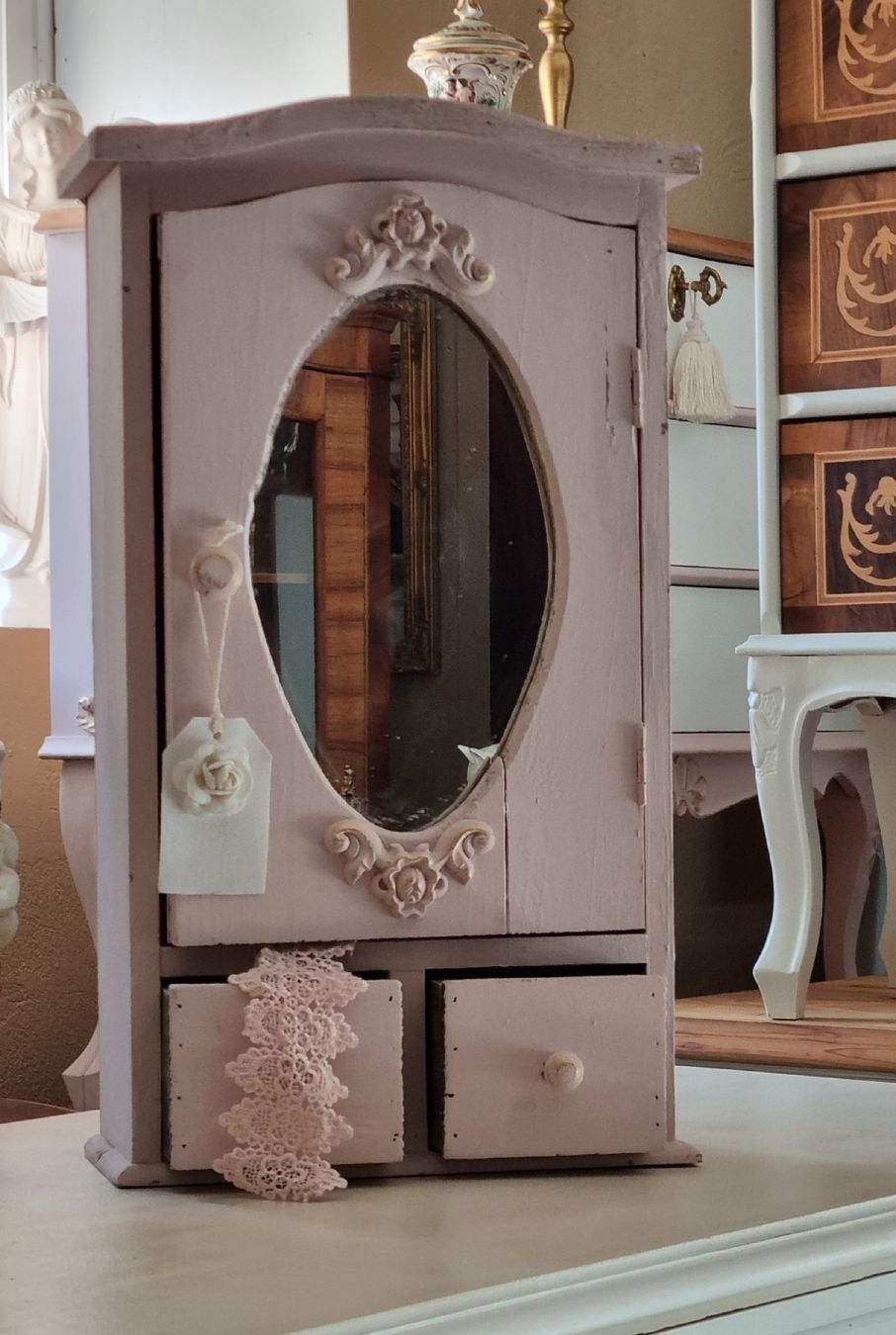 Vitrinen: Wandschrank*Atelier-elisa – Gebraucht aus Wohlen AG von Atelier-Elisa 9
