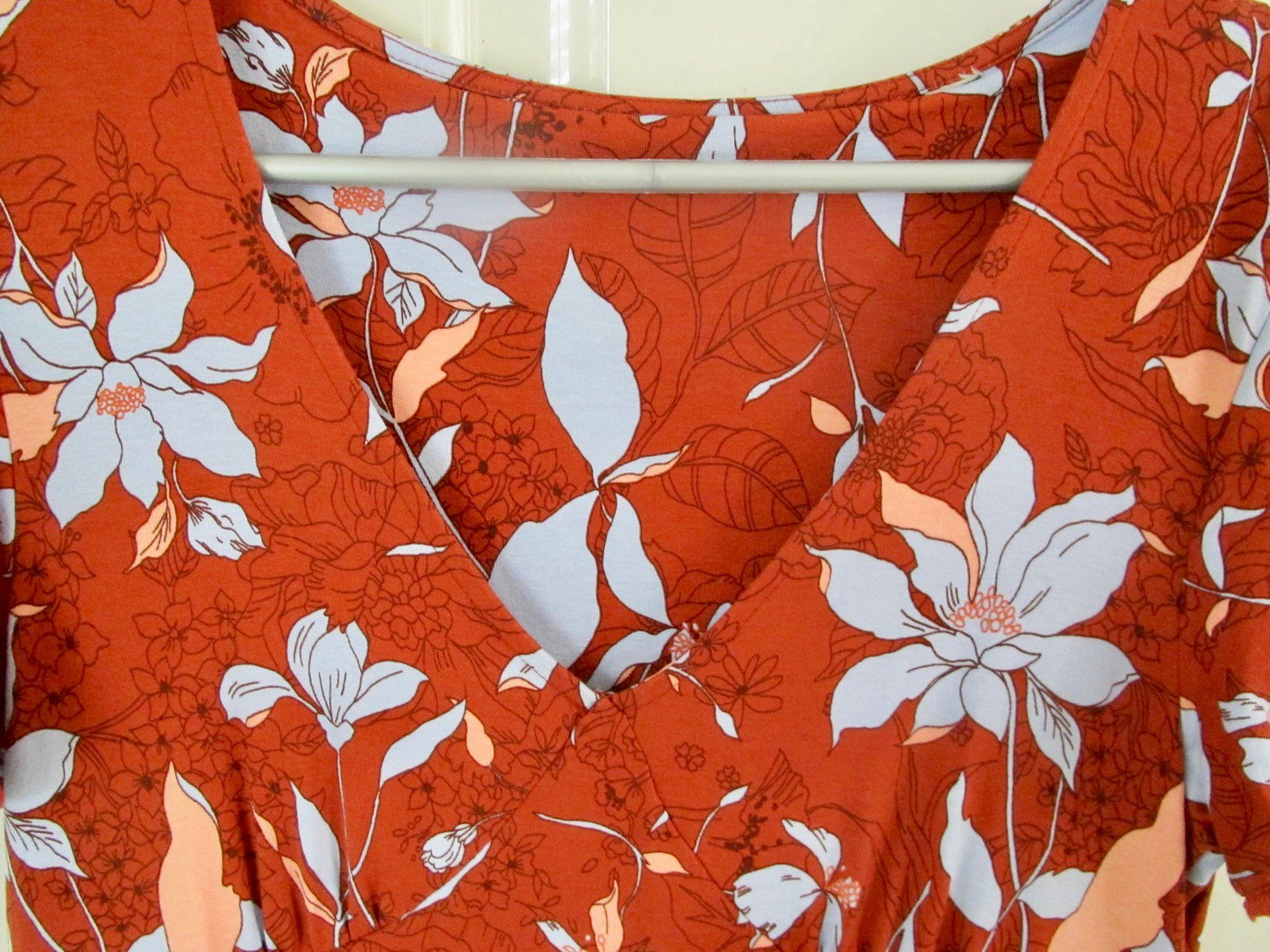 Robes: ROBE D'ETE – D'occasion à Murten par Selliot 1