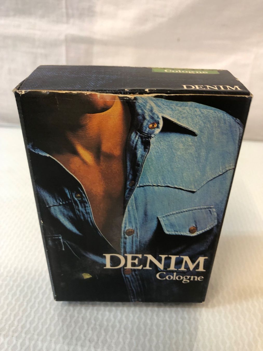Profumi & Eau de Toilette: Denim Cologne 100ml Vintage! – Nuovo (secondo la descrizione) da Brunnen venduto da Allerwaren 1
