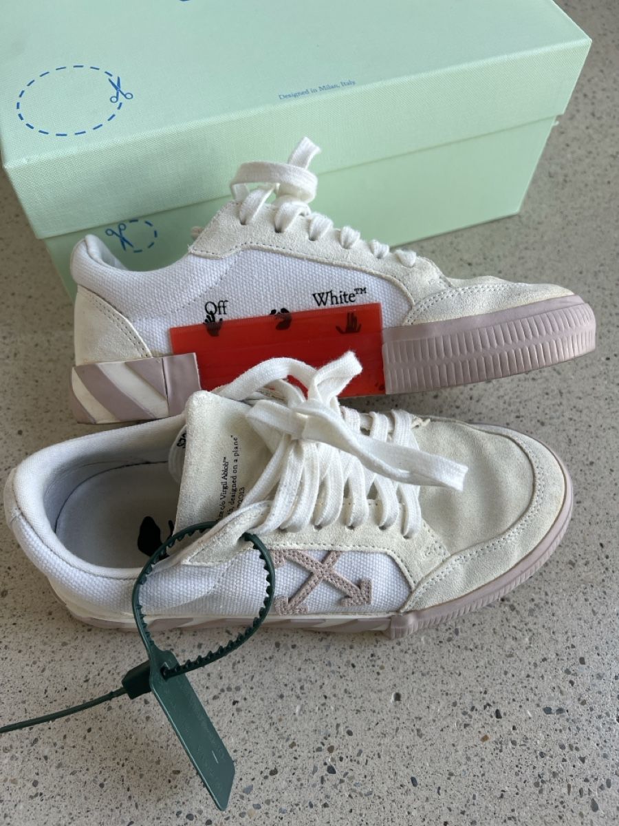 Off-White Scarpe da donna: Off-White Sneaker Vulcanized Low Gr 37 – Usato da Adliswil venduto da la.di.ma 1