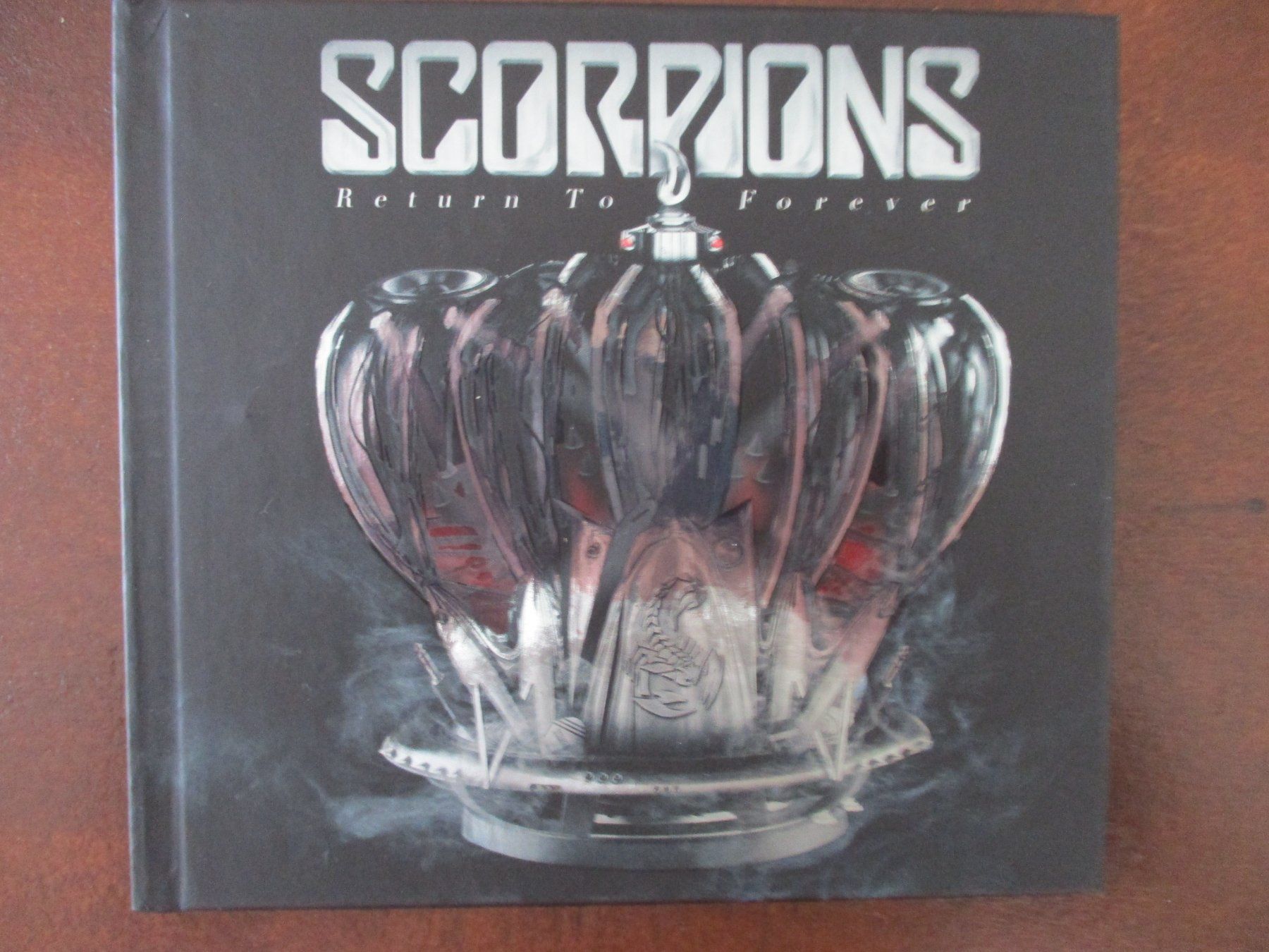 CD: Scorpions -  Return To Forever - Sony Legacy – Usato da Liestal venduto da Disc-Point