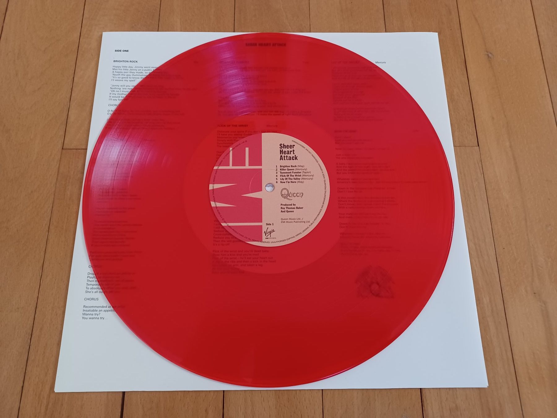 Schallplatten: Queen Sheer Heart Attack LP 180Gr. Red Vinyl Mint – Neu (gemäss Beschreibung) aus Herzogenbuchsee von  2