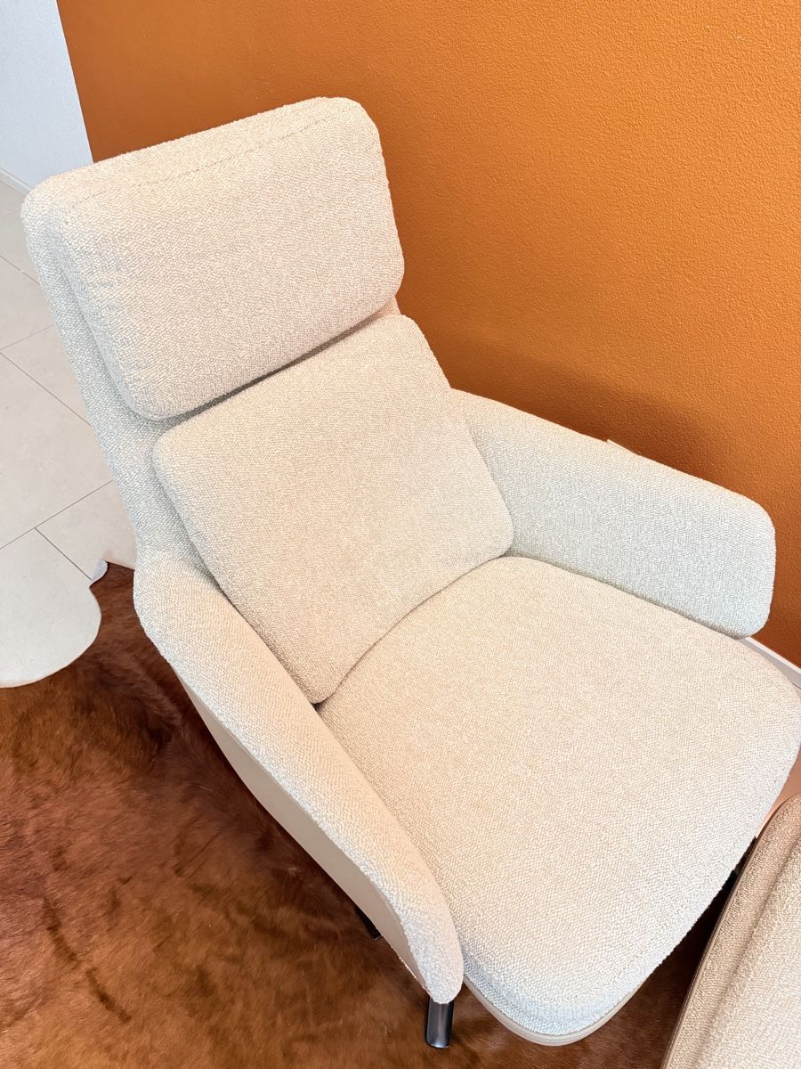 Vitra Poltrone: Lounge Sessel VITRA GRAND RELAX mit OTTOMAN – Usato da Grenchen venduto da Nur_2540 8