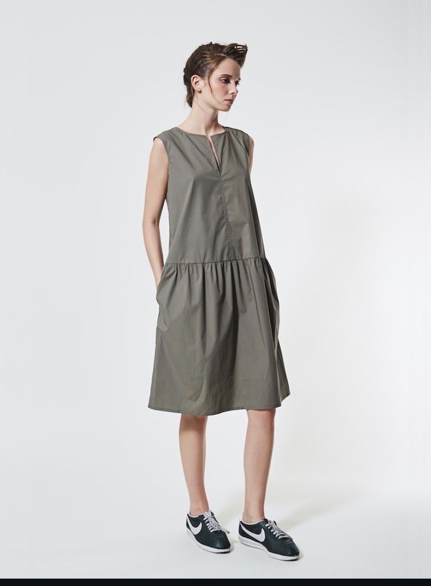 Lis Lareida Vestiti: Sommerkleid Lis Lareida – Usato da Leuk Stadt venduto da medii1 4
