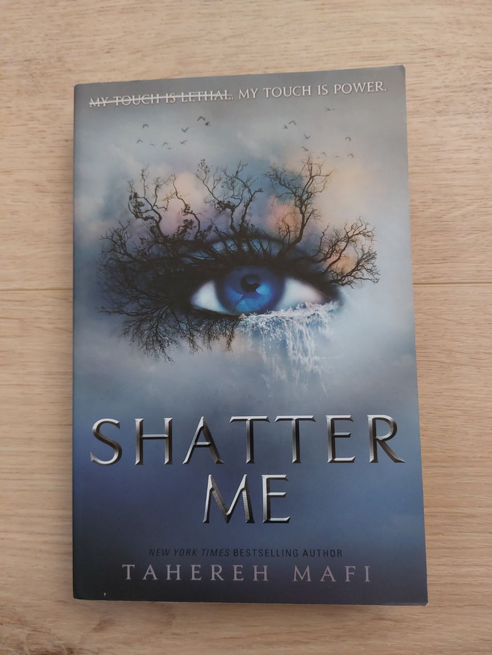 Libri: Shatter Me (Band 1) - Tahereh Mafi – Usato da Untereggen venduto da ros_kz89