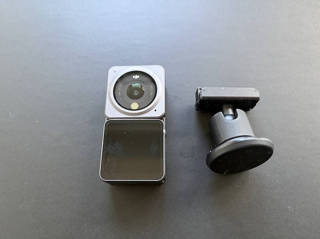 DJI Action Cam: Dji Action 2 4k 120fps – Usato da Bern venduto da Laurin008