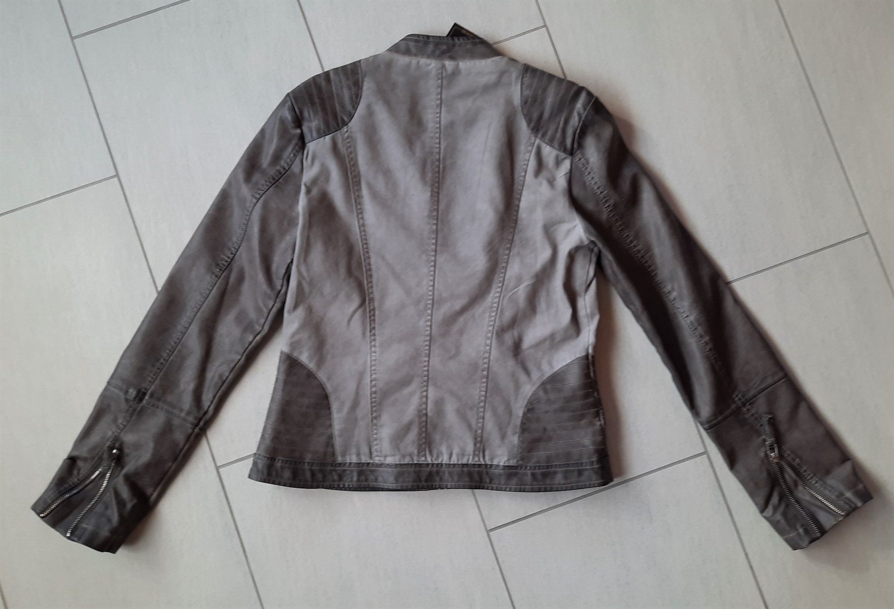 Giacche: Top Jacke Grösse 38 / Farbe iron-grau – Nuovo e nell'imballaggio originale da Einigen venduto da Pretorius66 6