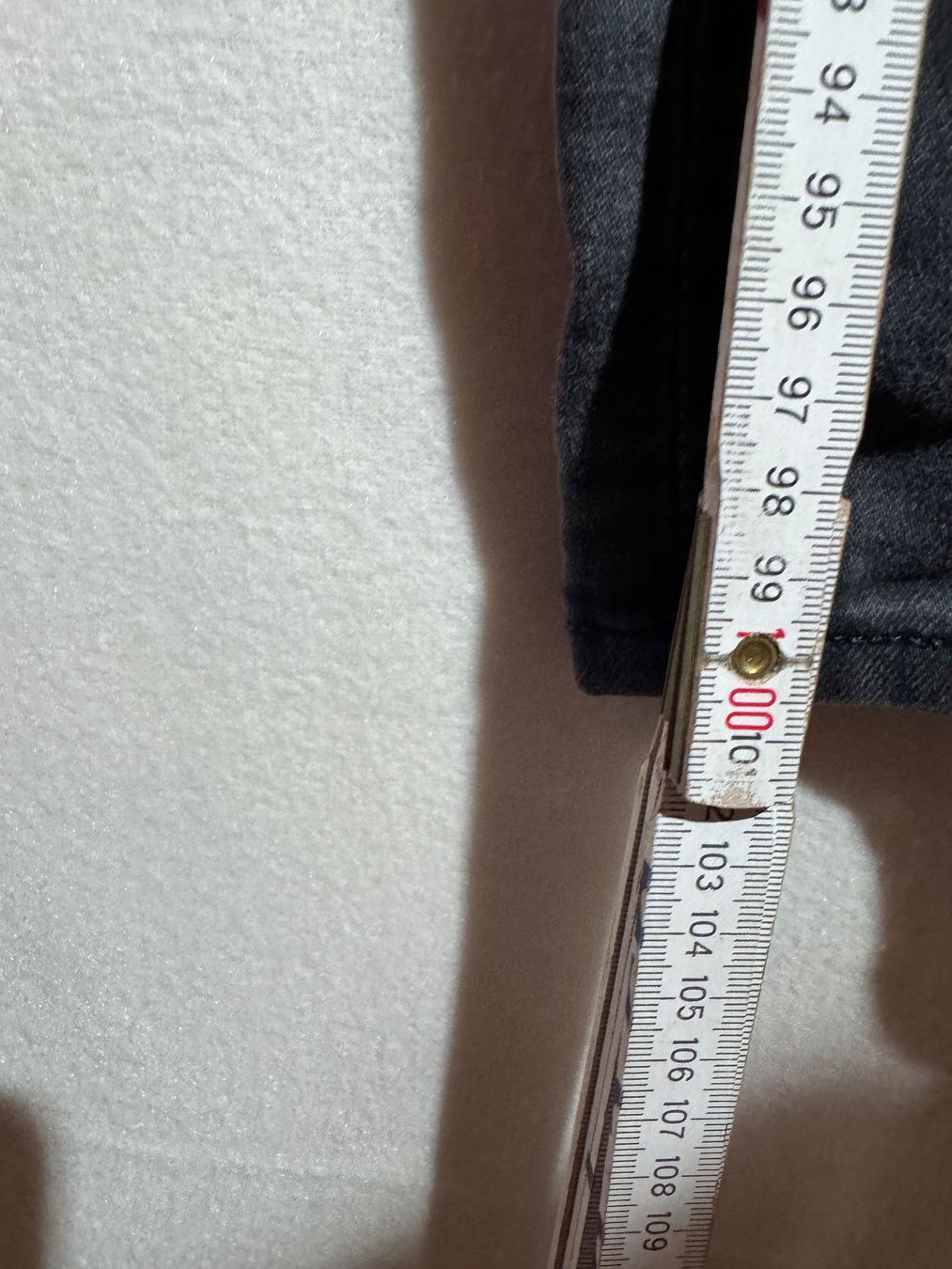 Jeans: Graue Jeans Gr. 30/32 – Usato da Grosswangen venduto da SALE_SALE_SALE 1
