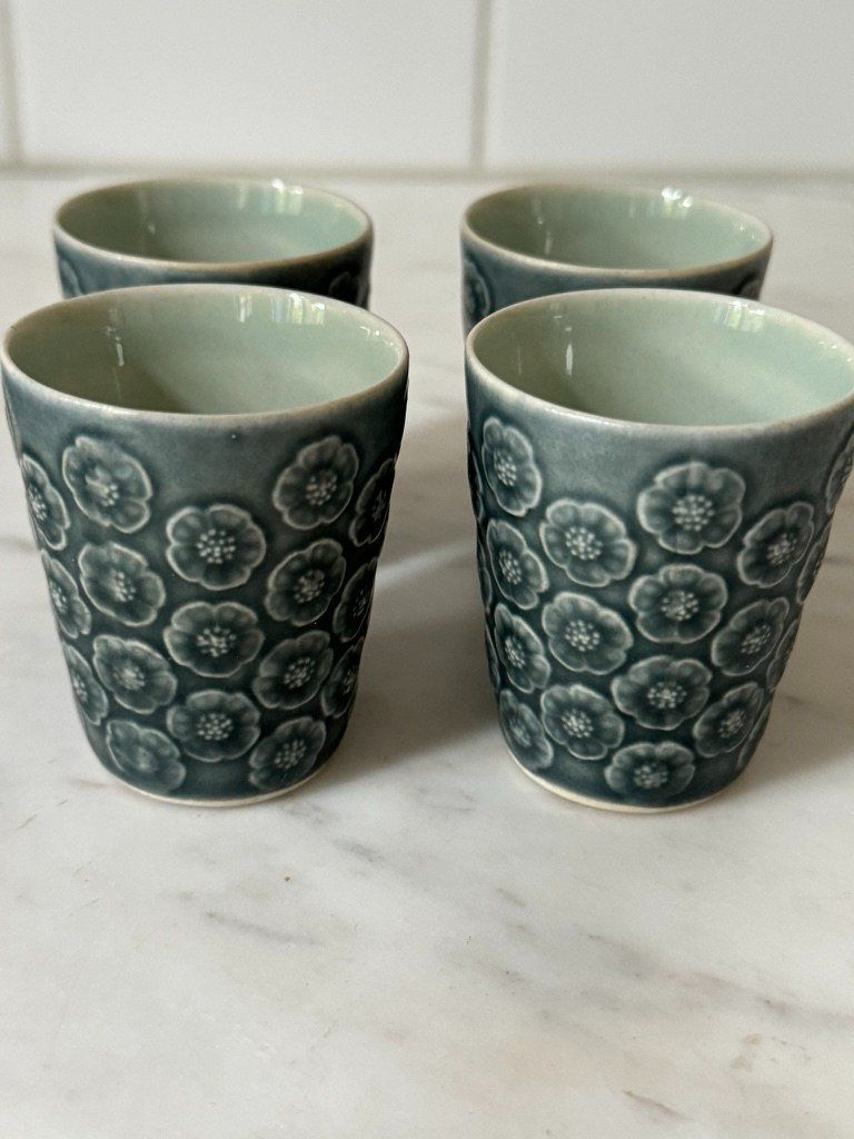 Set di piatti: Jens Harald Quistgaards, Egg Cups, cups, AZUR line, – Usato da Basel venduto da FlorinBasel