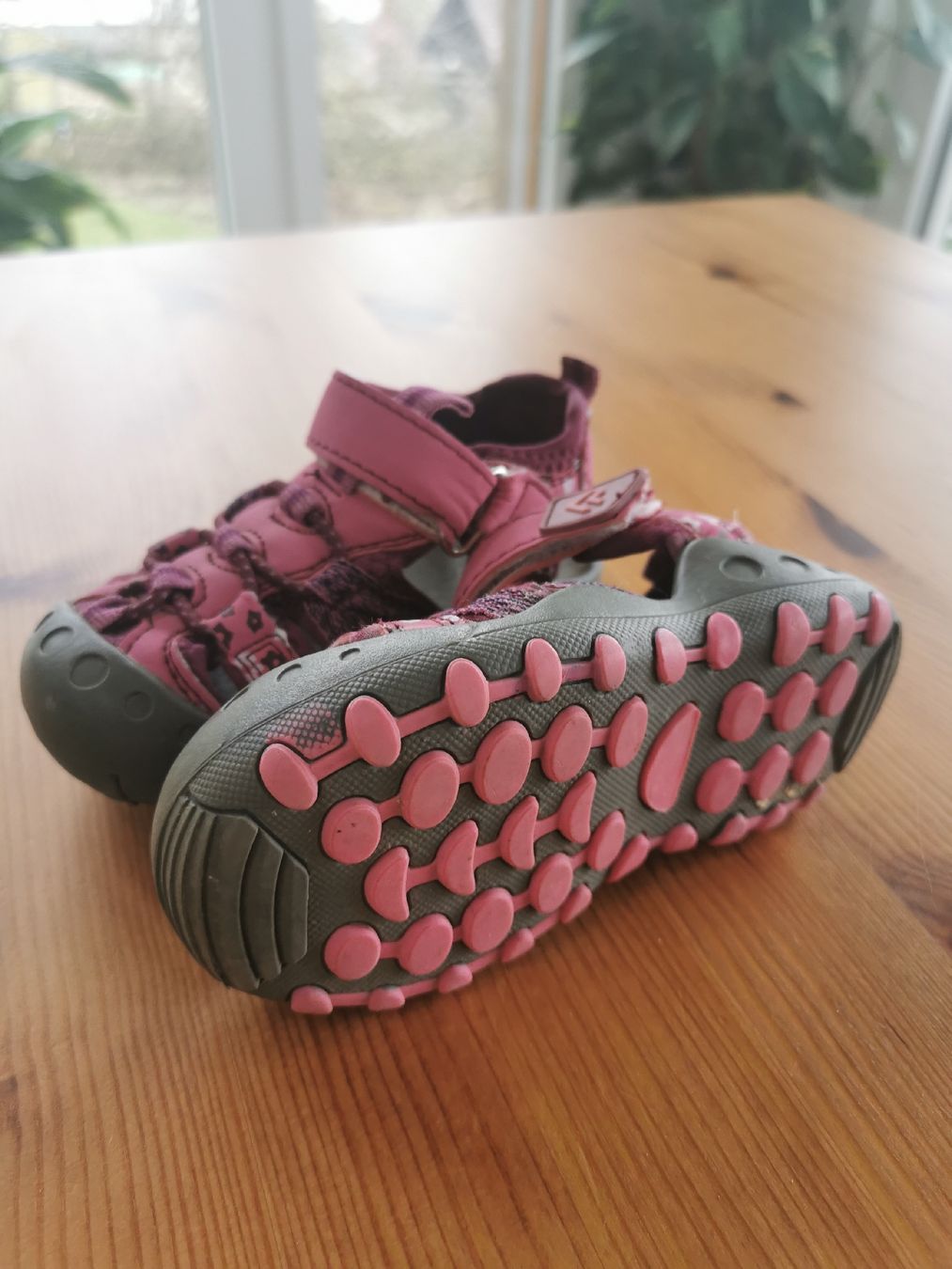 Scarpe per ragazzi: Sommersandalen / Schuh ca. Grösse 20 – Usato da Alberswil venduto da __colafroeschli__ 1