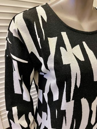 Stylischer Pullover/Sweatshirt, gemustert, GrM/40-42 NEU!!