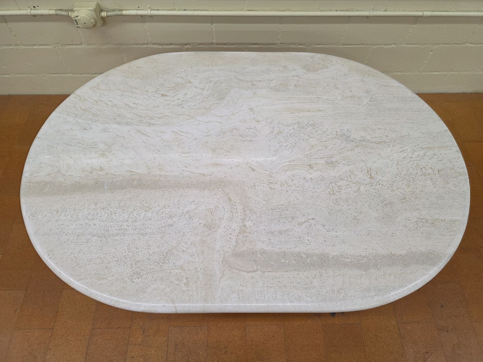 Tische: Designer Couchtisch aus Travertin  – Gebraucht aus Lichtensteig von Polsterwerk 5