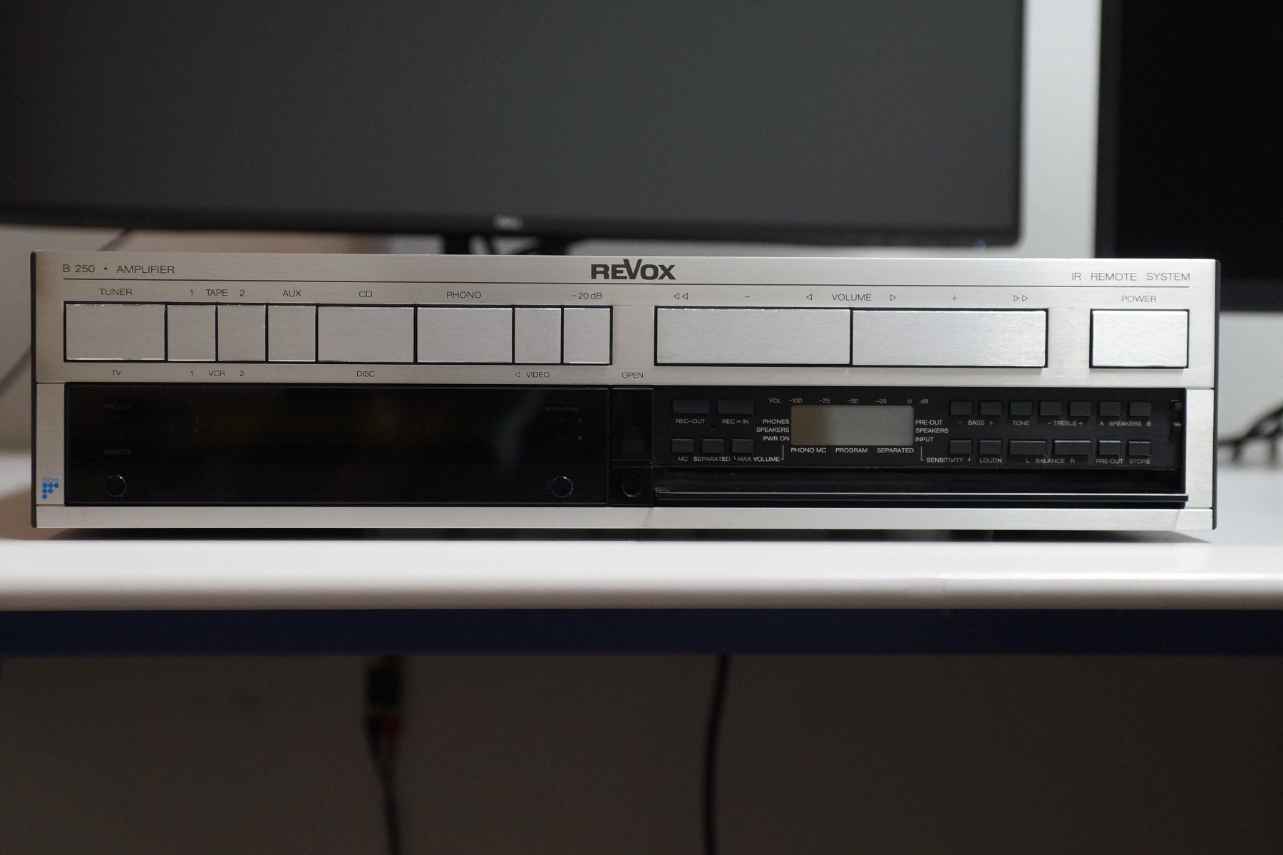 Revox Amplificatori: REVOX B 250 Amplifier – Usato da Neuheim venduto da andi-swiss 1