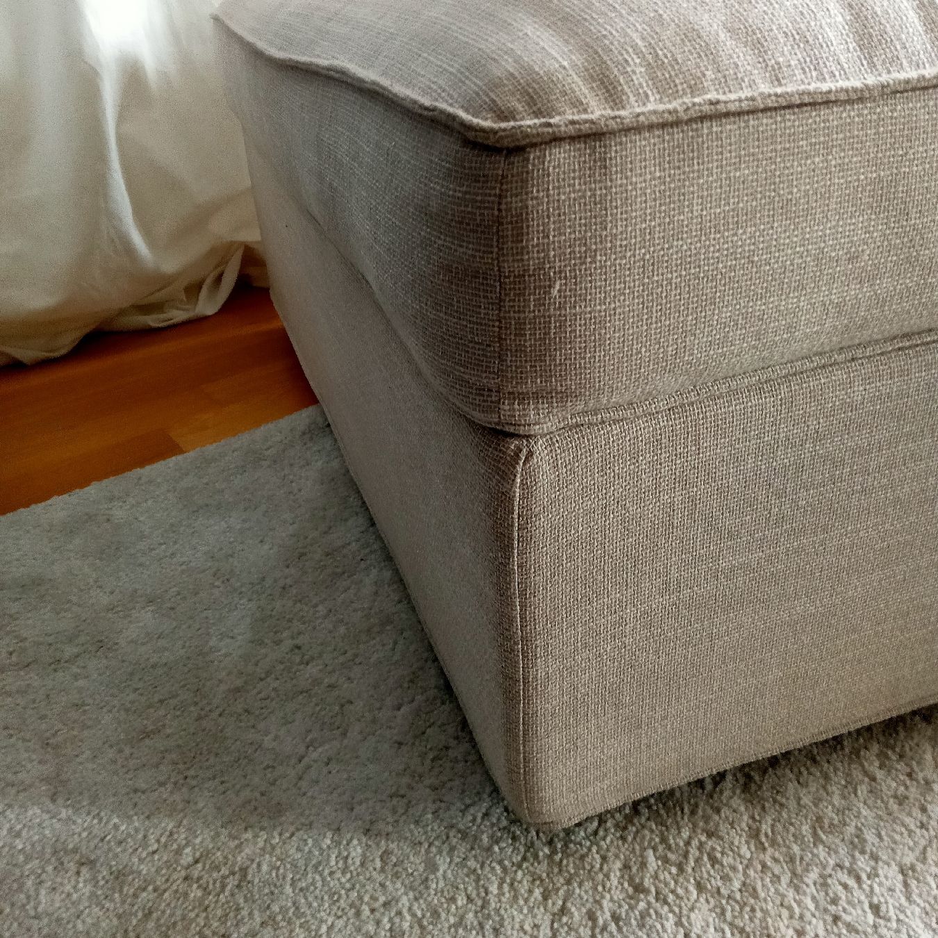 Ikea Sgabelli: Ikea Kivik Hocker mit Aufbewahrung – Usato da Baden venduto da Gian_Lu 2