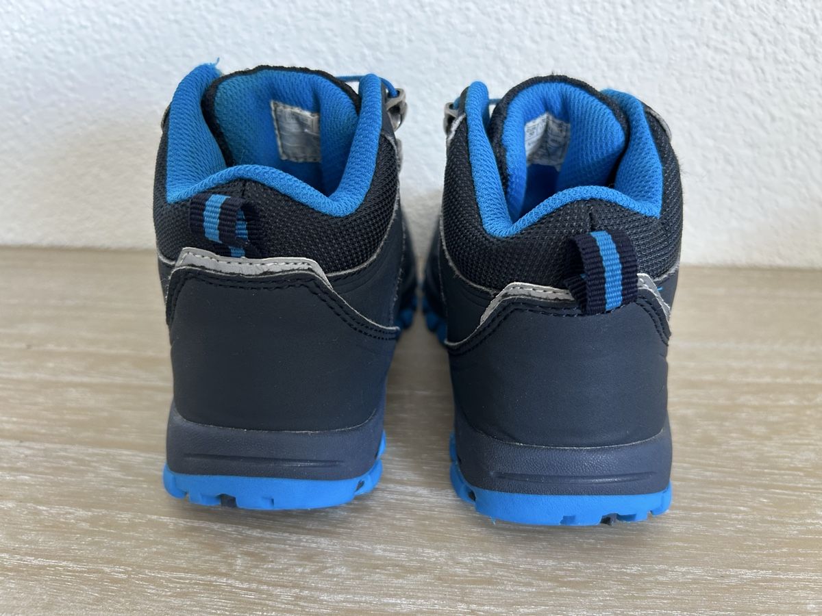 Scarpe per ragazzi: Kinder Wanderschuhe Gr. 30 KangaROOS, Top Zustand  – Usato da Wolhusen venduto da eve_m6cg 2