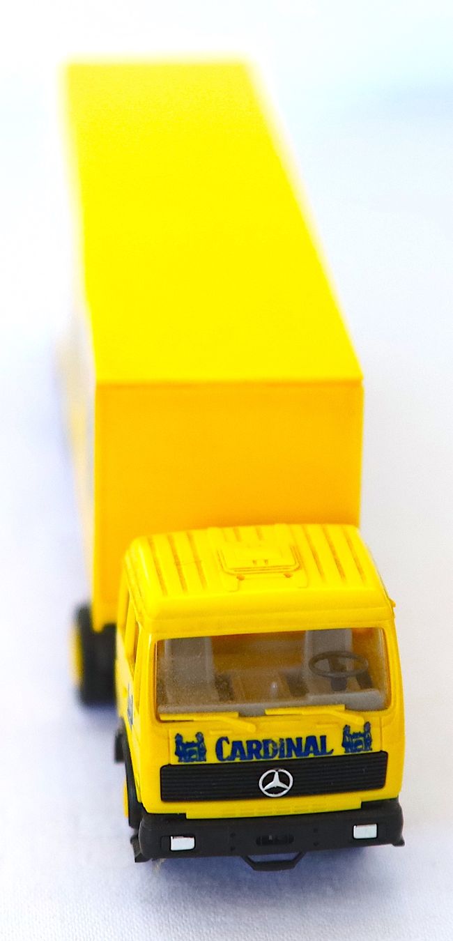 Feldschlösschen Bevande alcoliche: BIER MERCEDES AUFLEGERZUG VON CARDINAL 1:87 – Nuovo (secondo la descrizione) da Ipsach venduto da Merlux 2
