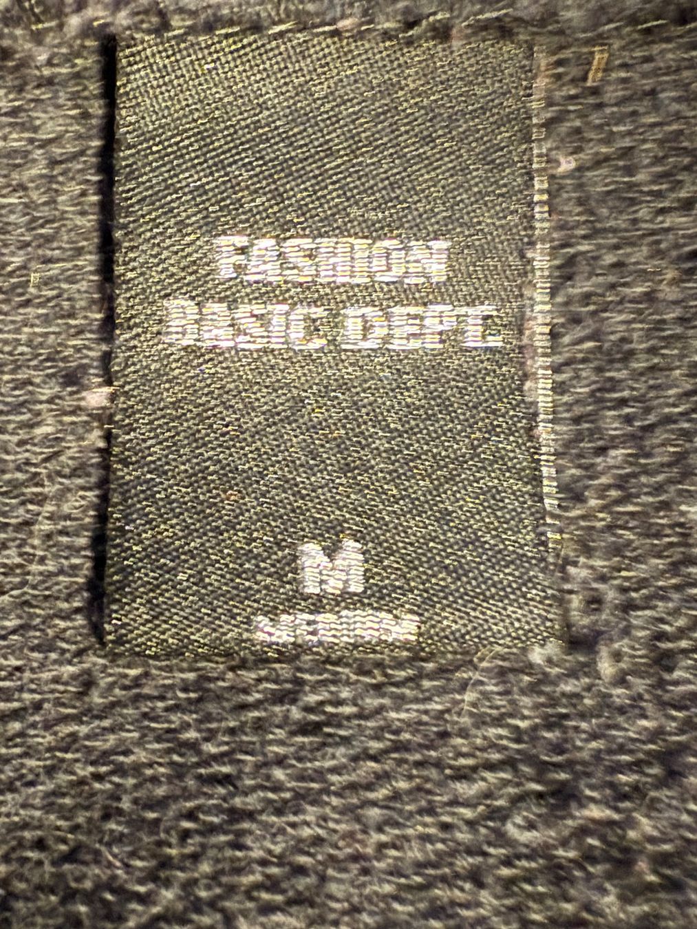 Maglioni & Felpe: Lässiger Pullover mit Aufdruck, Gröss M grau – Usato da Hundwil venduto da Sandysan1702 2