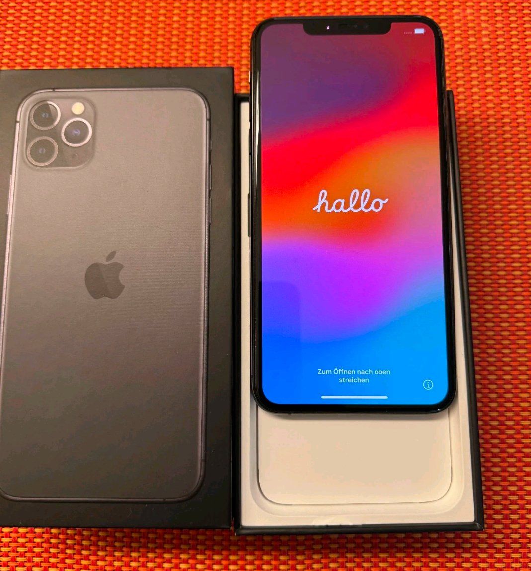 Apple Telefoni cellulari / Smartphones: iPhone 11 Pro Max (64GB) Akku 96% – Usato da Luzern venduto da Waince786 2