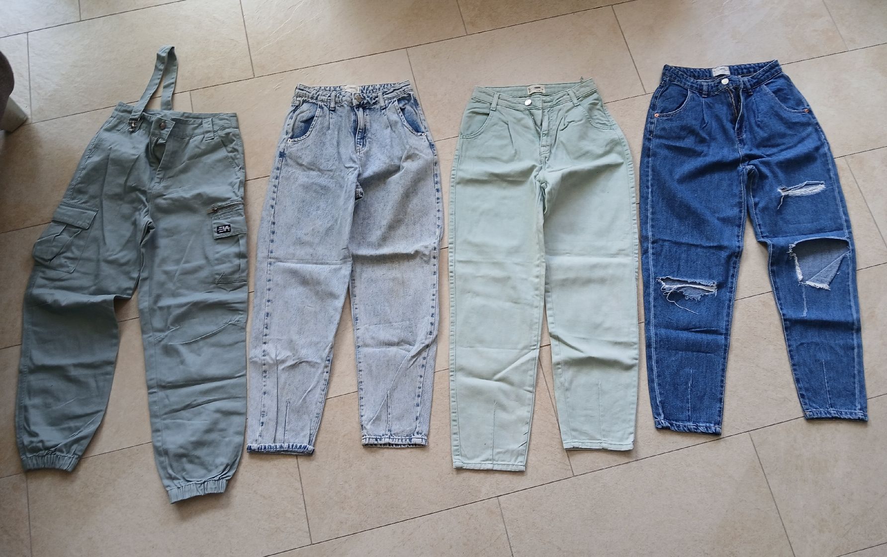 Pantaloni: Hosenpaket – Usato da Liestal venduto da piperpa 1