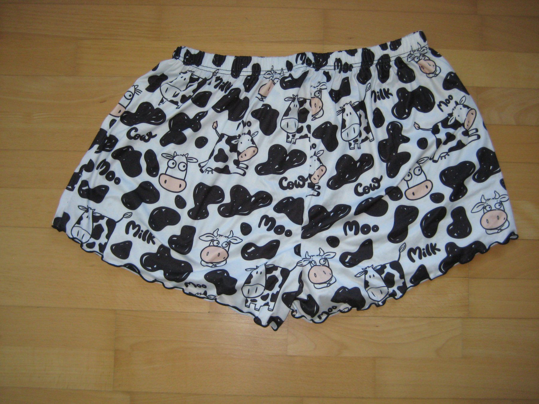 Altra biancheria intima: Short mit Kuhmuster Grösse XXL – Usato da Dietlikon venduto da kue_6cd5 1