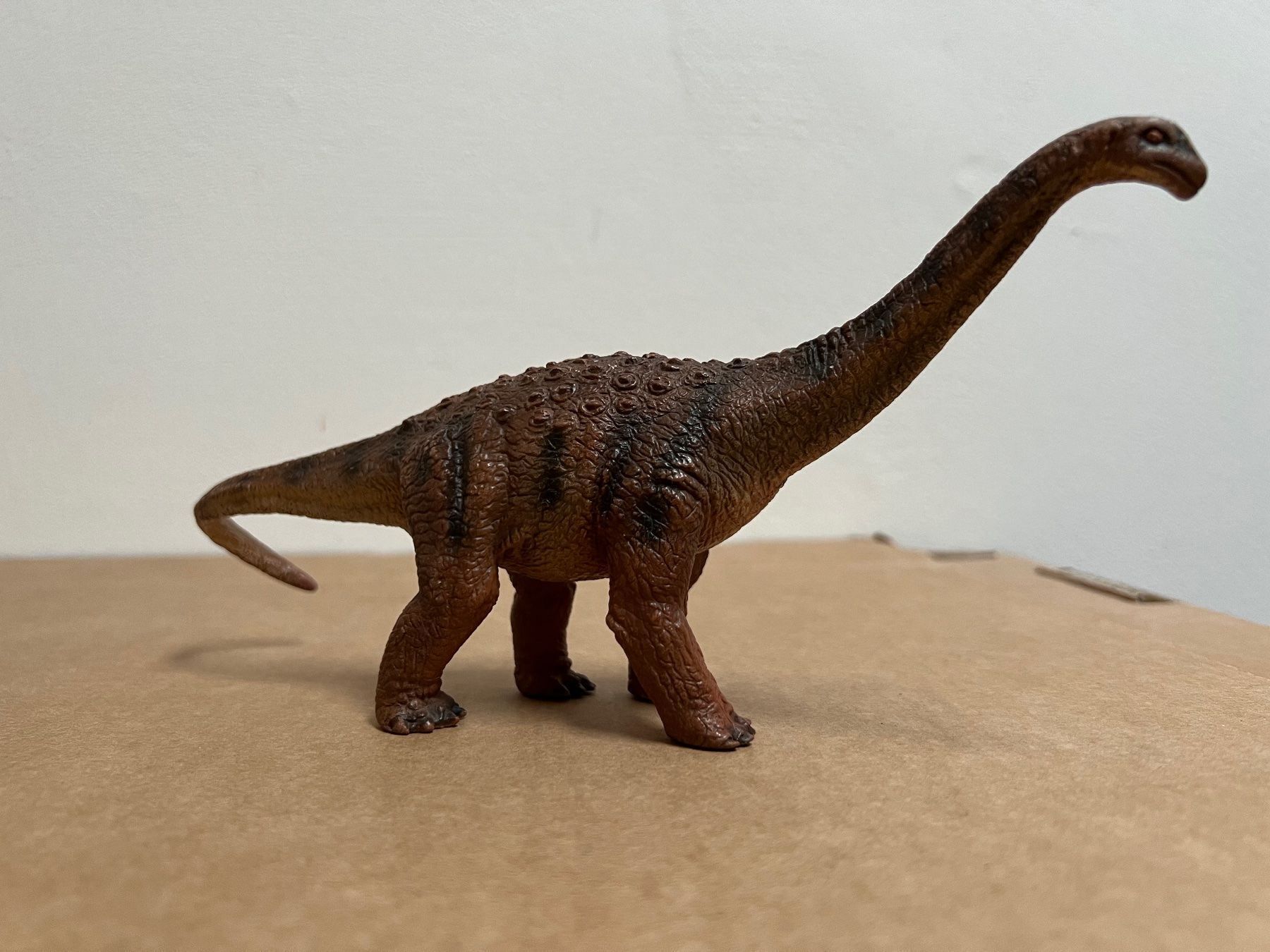 Schleich Statuette: Schleich Saltasaurus Dinosaurier Dino – Usato da Ennetbaden venduto da mapa05