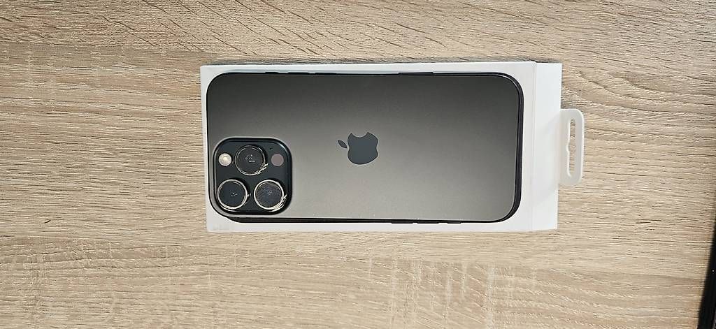 Portables: Apple iPhone 16 Pro Max – D'occasion à Elsau par mor1ano 1