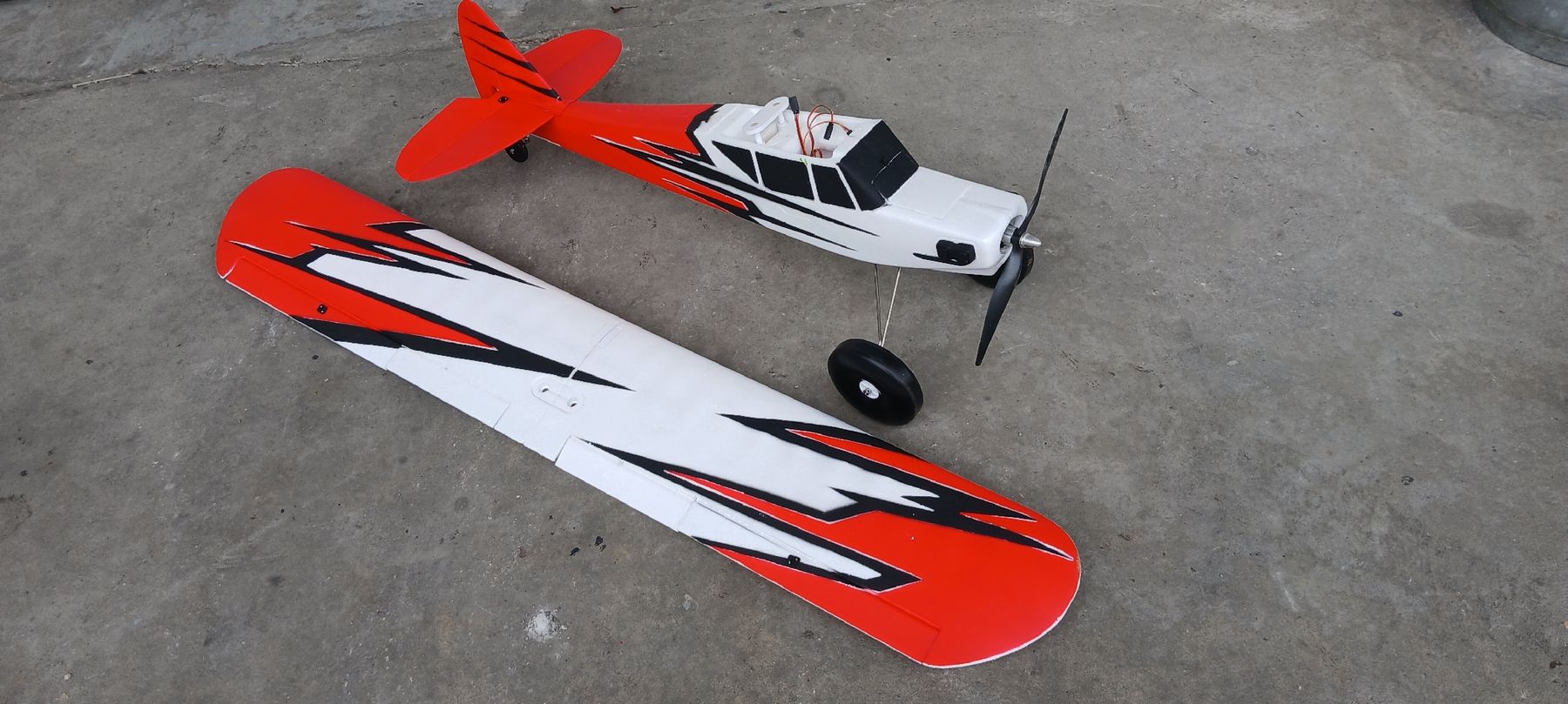 Modellismo RC: Piper  – Usato da Ufhusen venduto da Graupner80 1