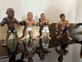 Originale MMA Sammler- Figuren Zuffa Set
