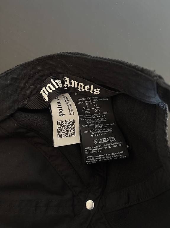 Palm Angels Copricapi, berretti & cappellini: Palm Angels Hut (Cap) – Usato da Bottmingen venduto da phi_5pfs 1