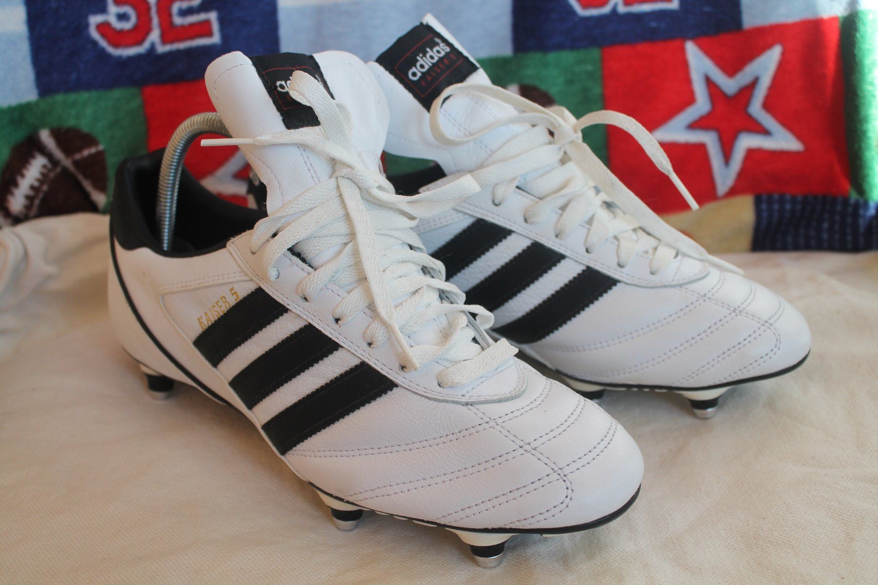 Adidas Scarpe da uomo: Adidas Kaiser SG Gr.42 (neu) – Nuovo (secondo la descrizione) da Paradiso venduto da tdossantos97