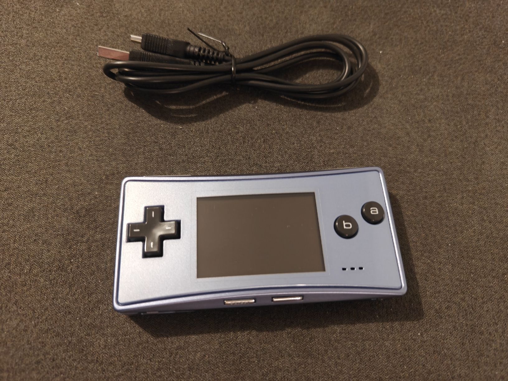 Nintendo Console: Game Boy Micro Blue - Excellent condition – Usato da Martigny venduto da Shyrz