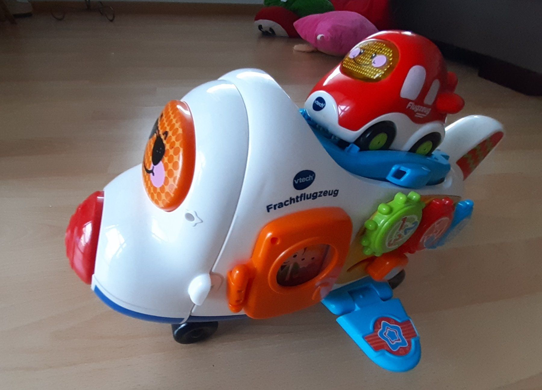 Vtech Giocattoli: Vtech Flugzeug Frachtflugzeug – Usato da Rothenthurm venduto da Meitli18 1